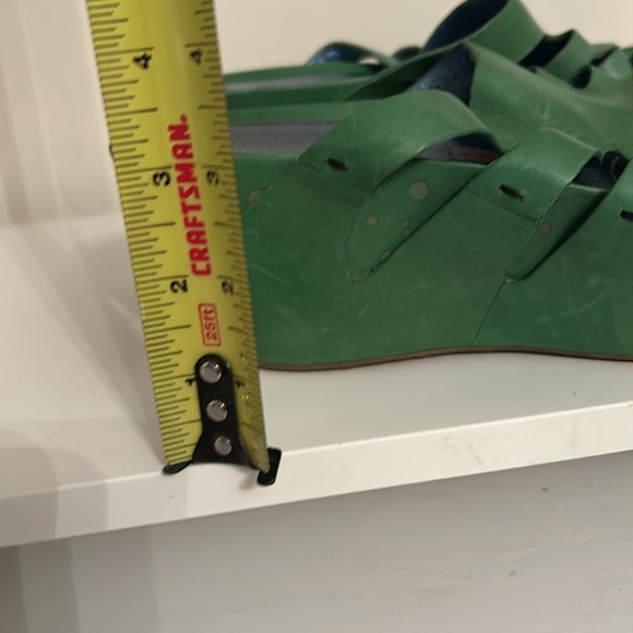 TSUBO Green slip on platform sandals - Picture 7 of 7